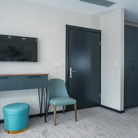Leo Hotel Gorukle